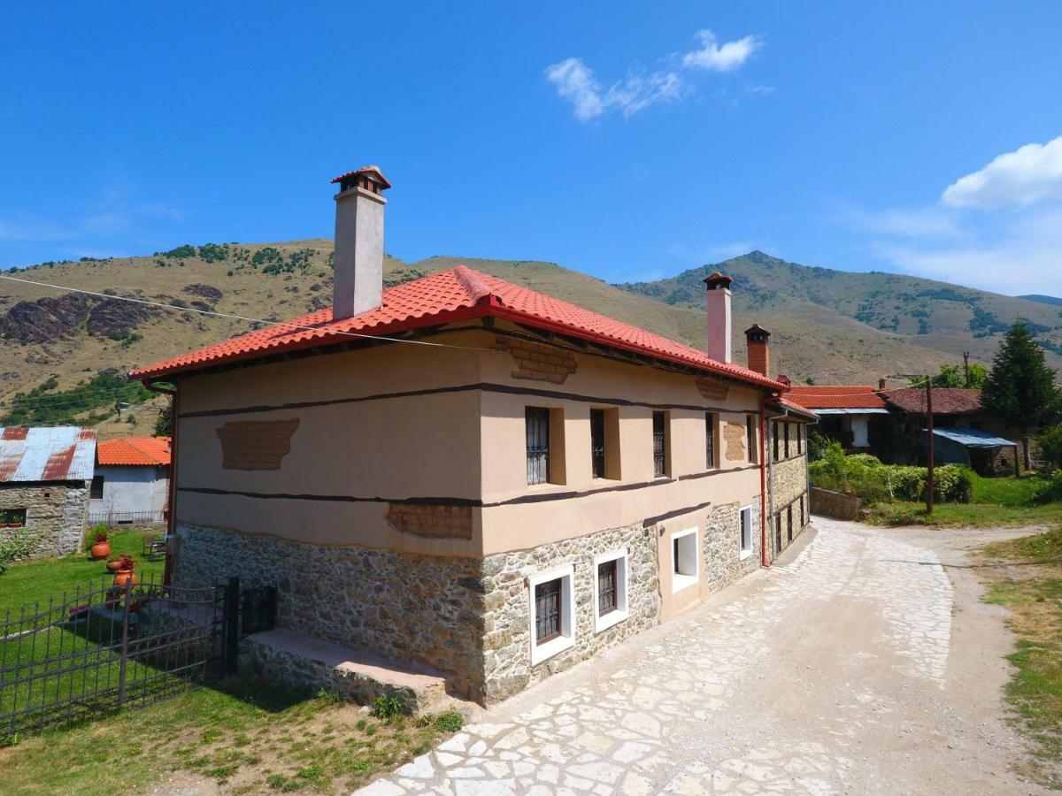 Dora'S House At Agios Germanos Prespes Casa de hóspedes Exterior foto