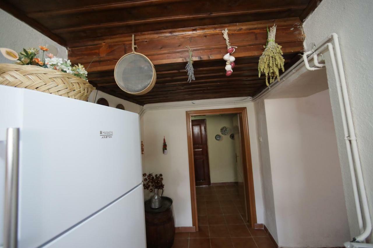 Dora'S House At Agios Germanos Prespes Casa de hóspedes Exterior foto